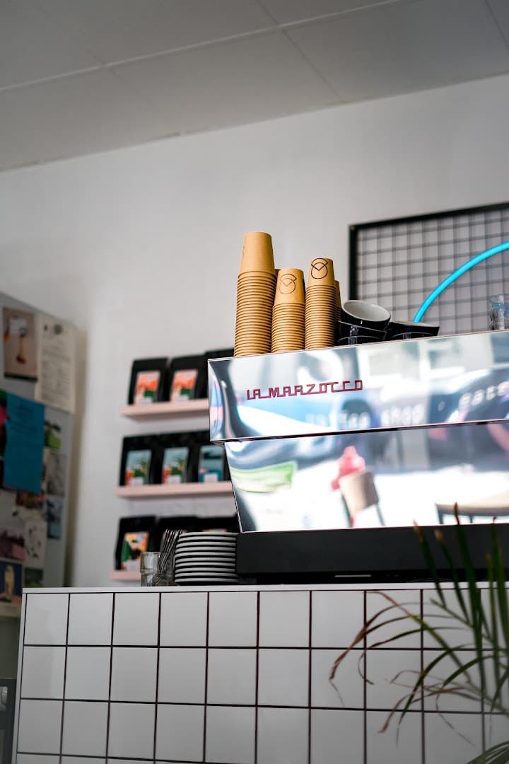 SEED Budapest coffee shop • eatery - specialty coffee shop in Budapest