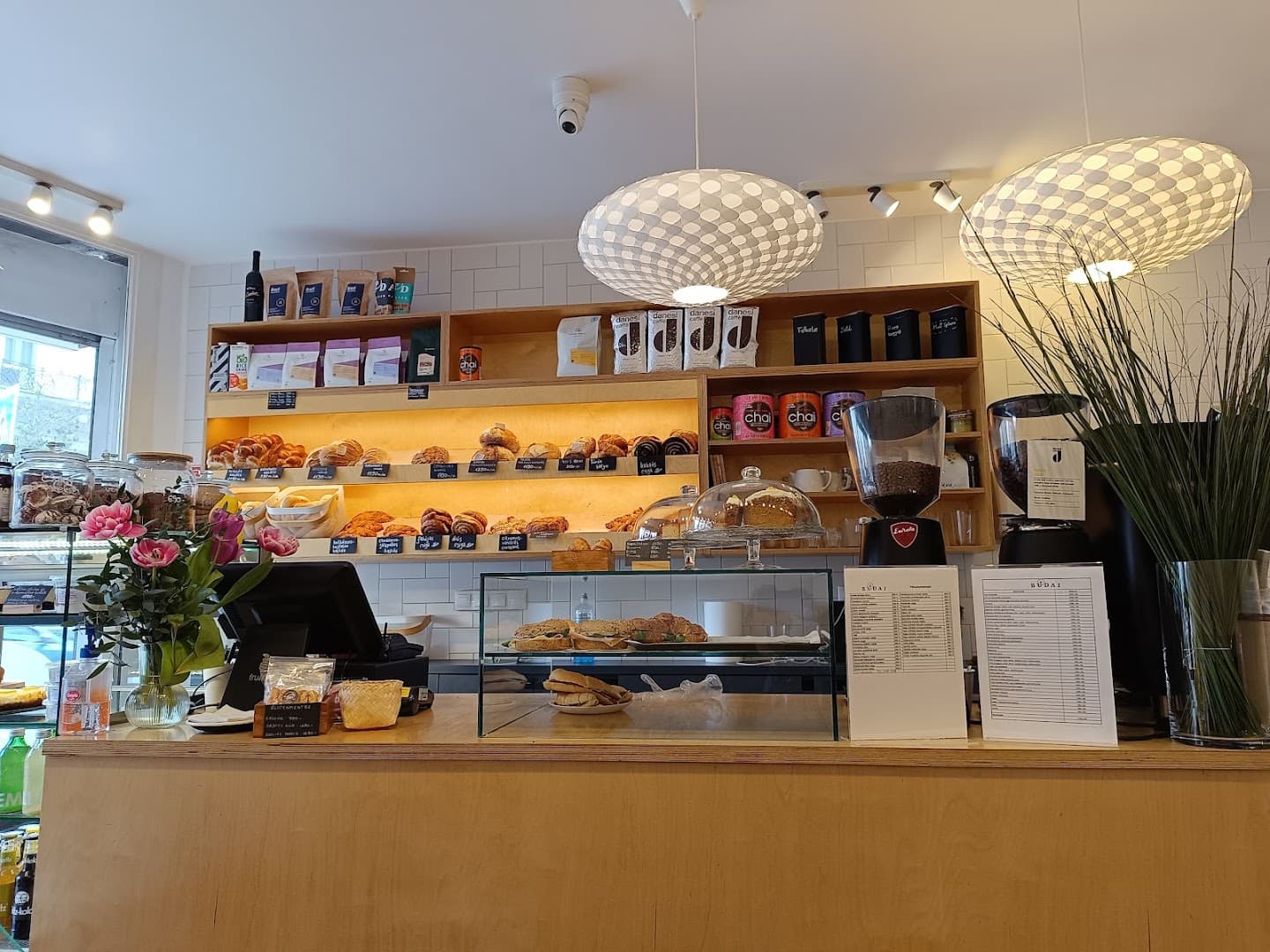 Budai Pékség és Speciality Kávézó - specialty coffee shop in Budapest
