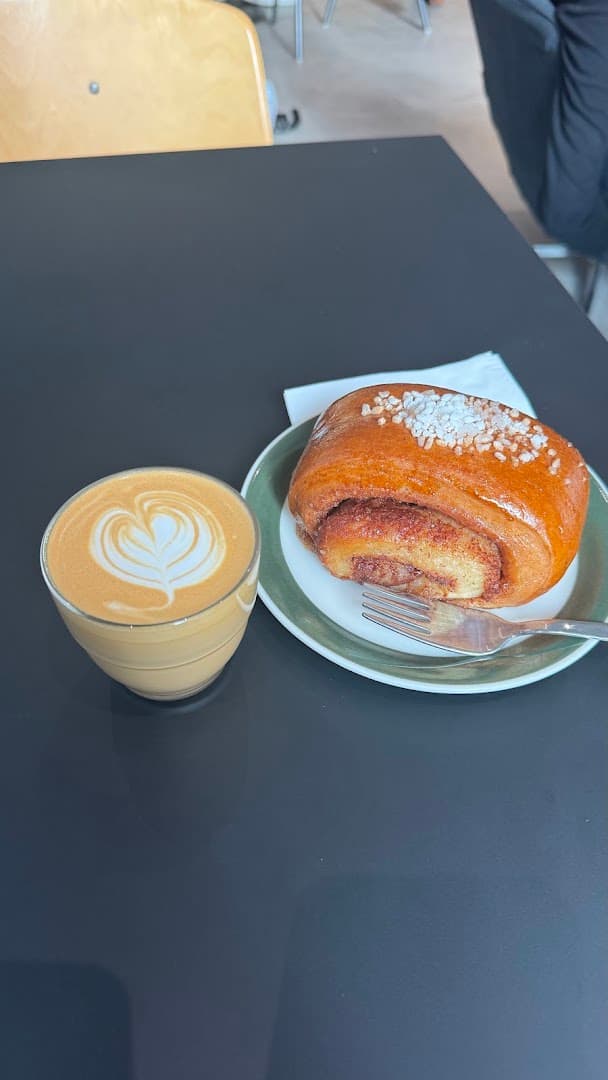 Coffee at 18grams, specialty coffee shop in Helsinki