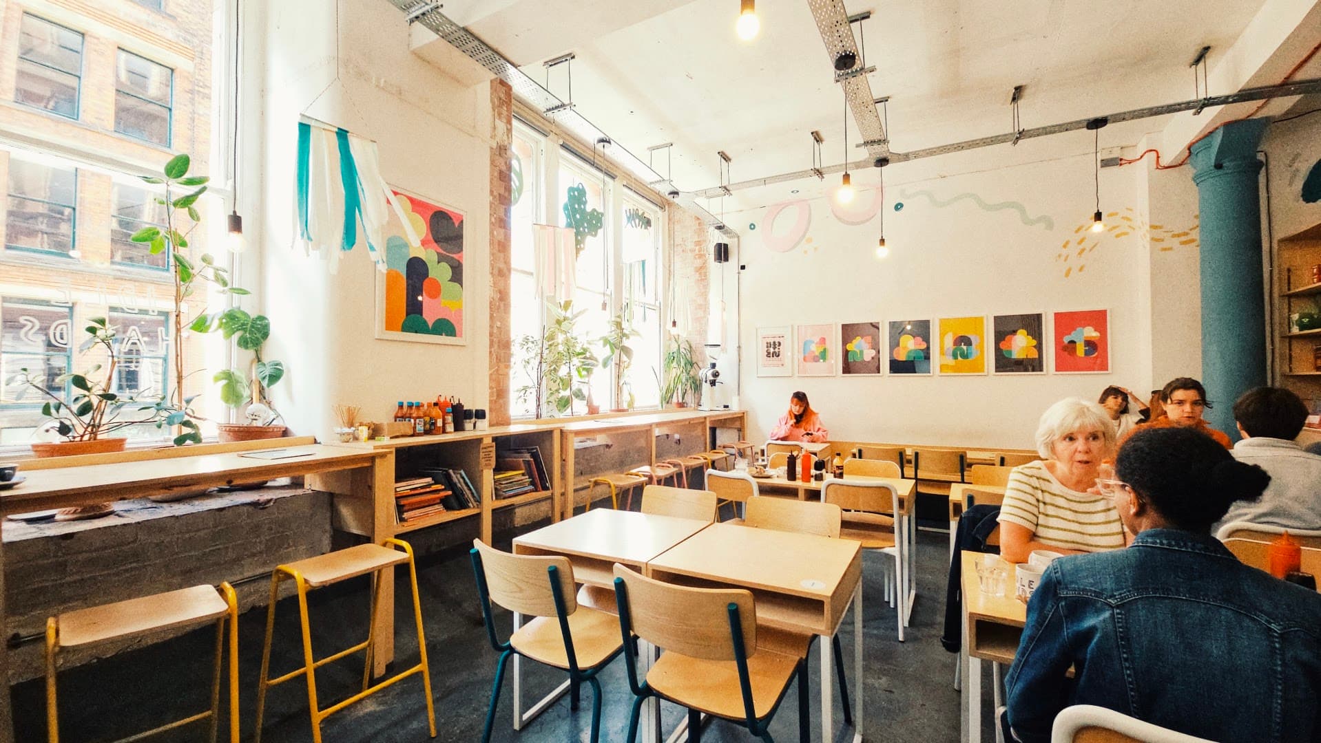 Idle Hands Coffee - specialty coffee shop in Manchester