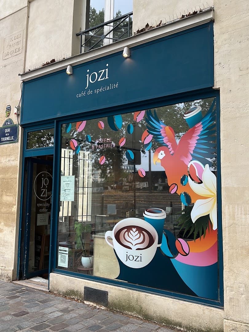 JOZI CAFE Notre Dame - specialty coffee shop in Paris