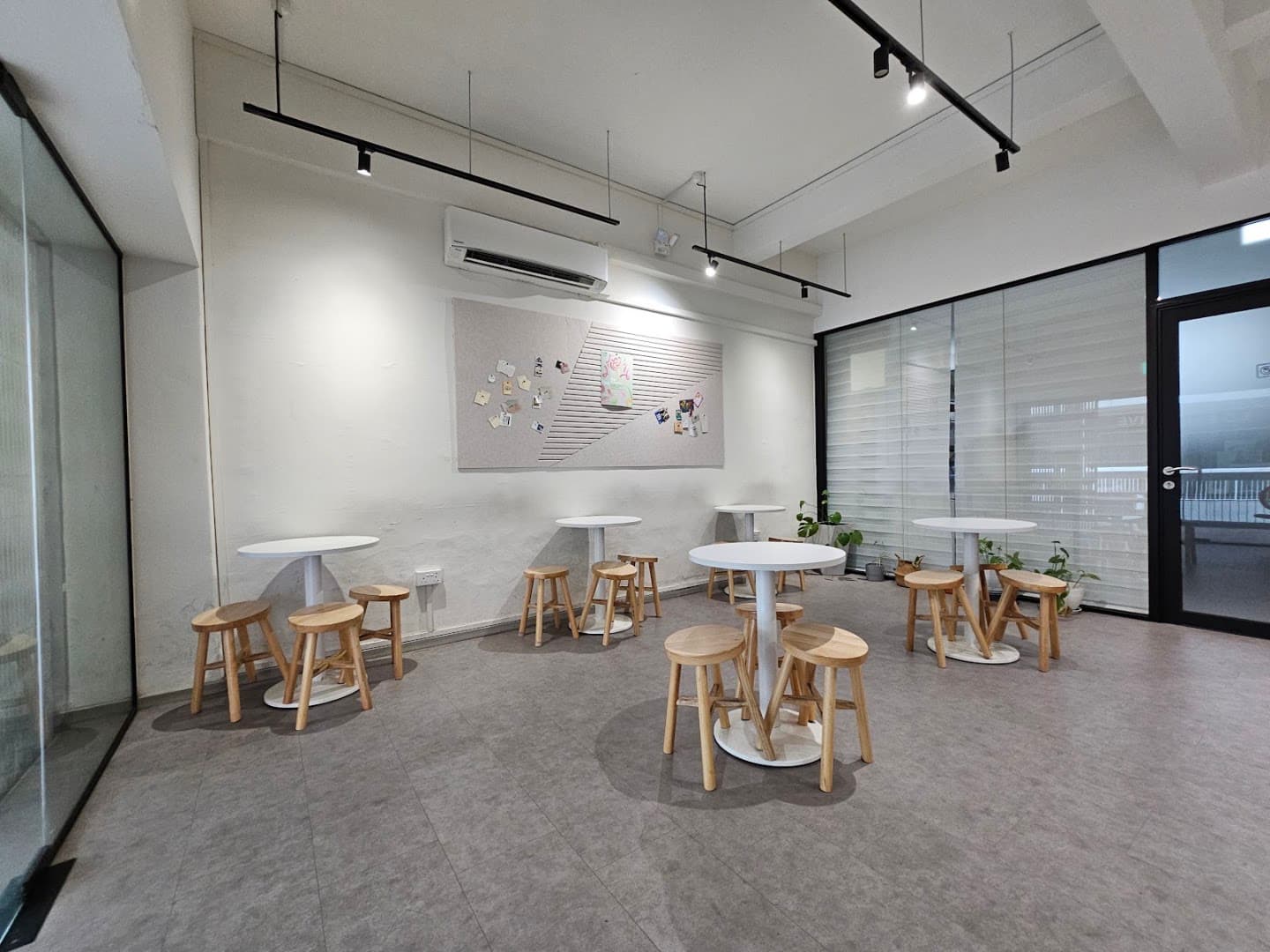 Zerah Coffee Roasters — specialty coffee in Singapore