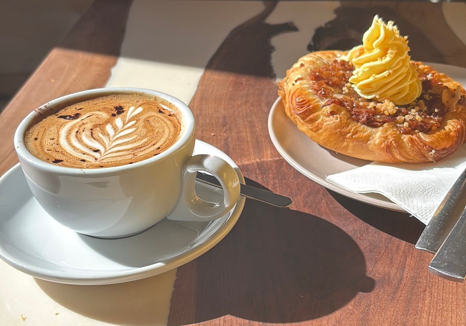 Coffee at Hideout Cafe, specialty coffee shop in Edinburgh