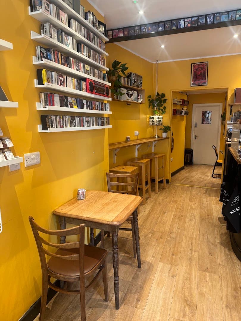 Interior of Hideout Cafe, specialty coffee shop in Edinburgh