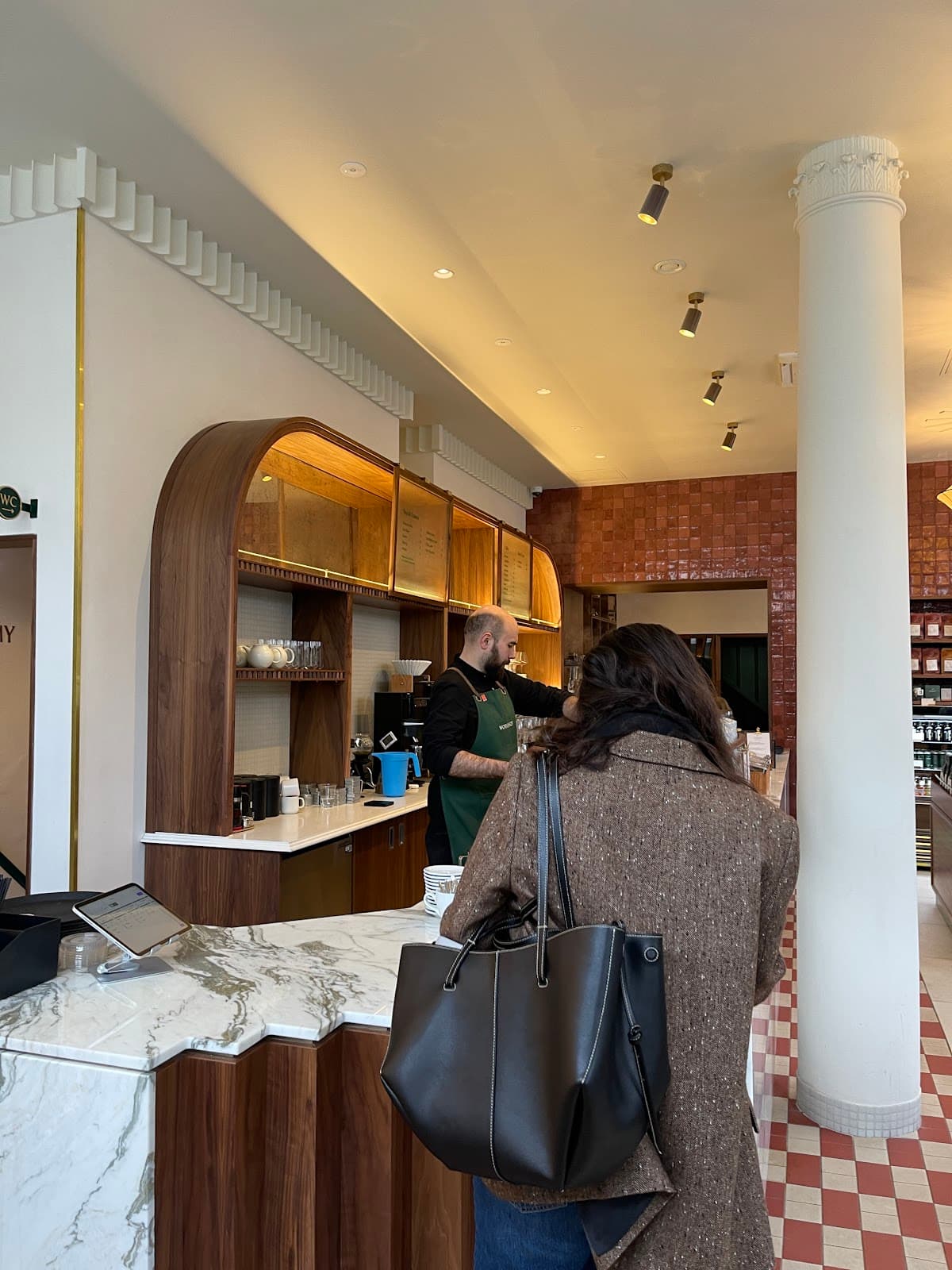 Workshop Cafe & Academy specialty coffee shop in London - photo 4