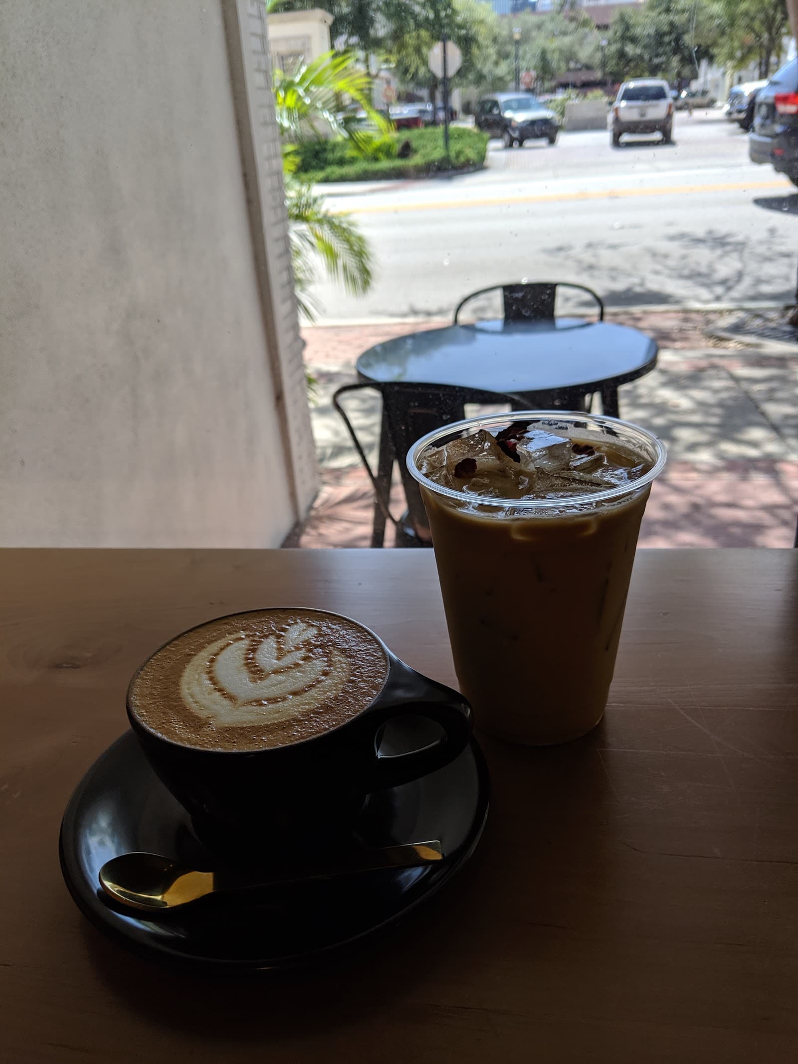 Craft & Common specialty coffee shop in Orlando - photo 14