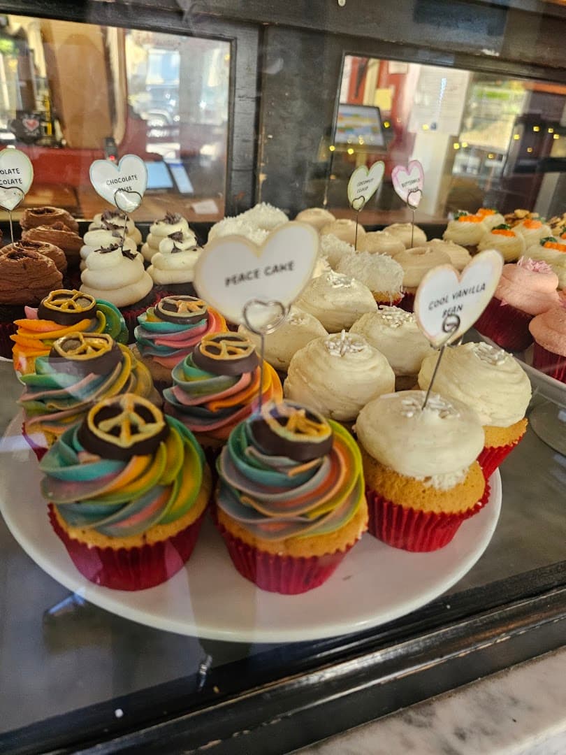 Crushcakes & Cafe - specialty coffee shop in Santa Barbara