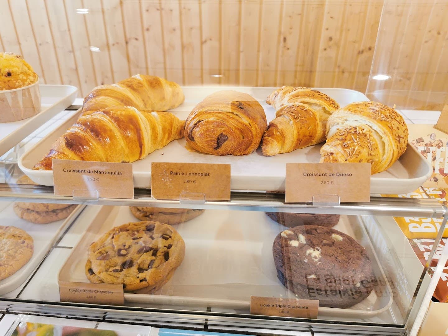 Syra Coffee - Sants specialty coffee shop in Barcelona - photo 9