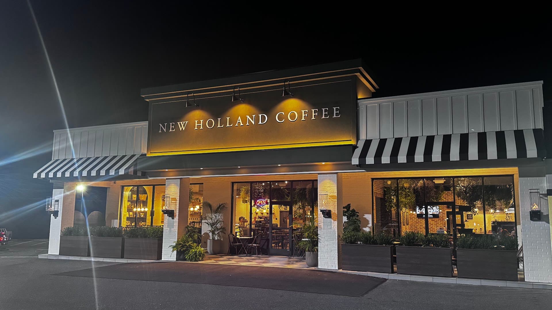 Storefront of New Holland Coffee Company, specialty coffee shop in Lancaster