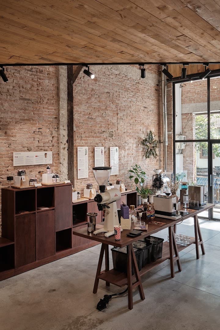 Lacàph Coffee Experiences Space 🇻🇳☕️ - specialty coffee shop in Ho Chi Minh City