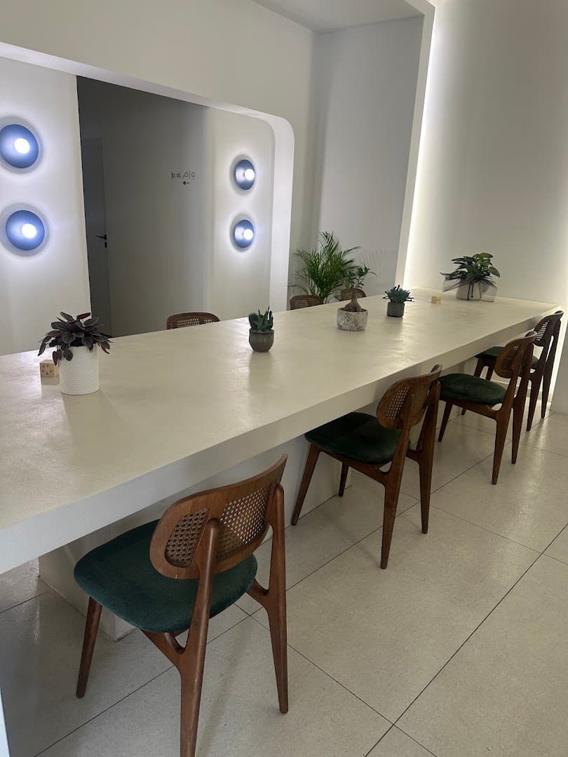 Interior of No Cap coffee & eatery, specialty coffee shop in Athens