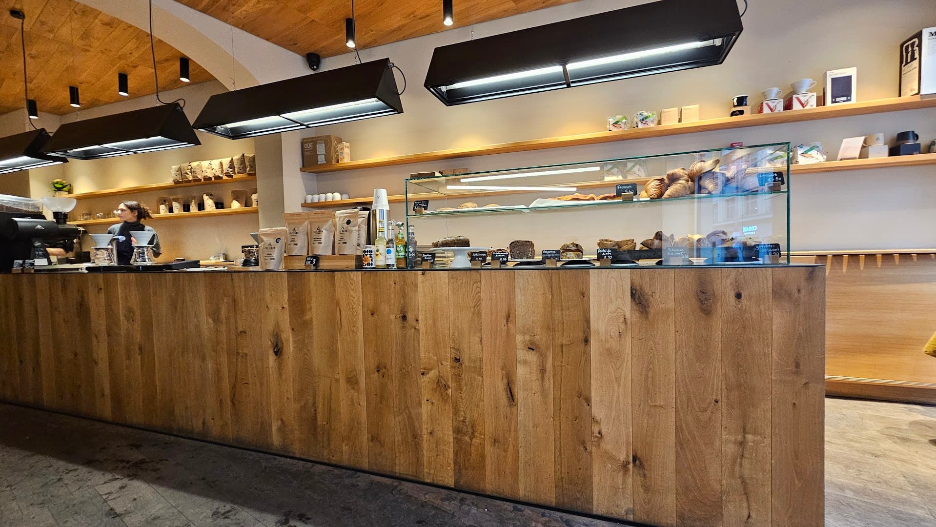 The Barn Café Hackescher Markt specialty coffee shop in Berlin - photo 8