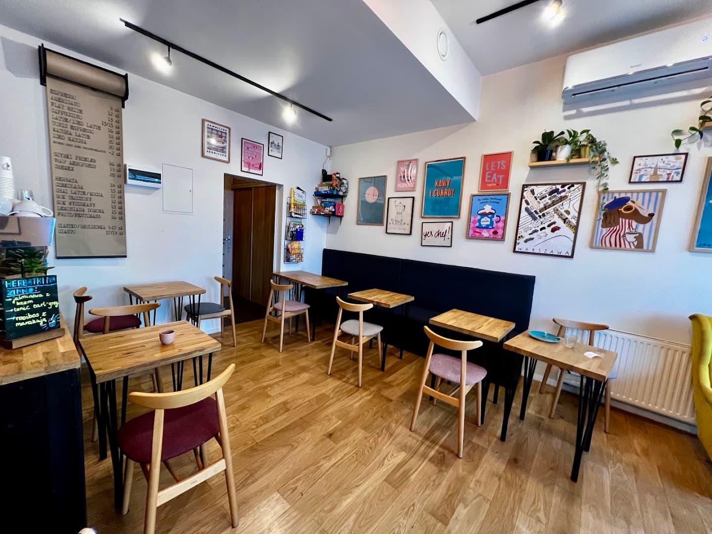 Interior of CzyKawka Kawiarnia, specialty coffee shop in Warsaw
