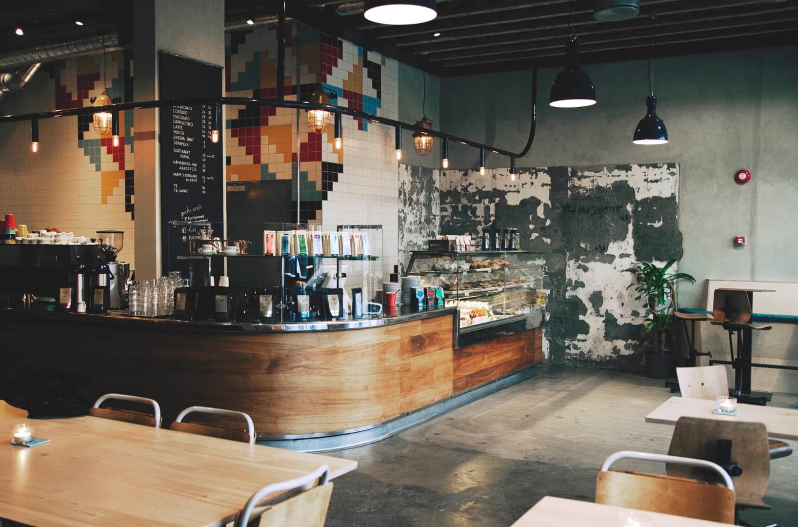 Pust - specialty coffee shop in Majorstuen