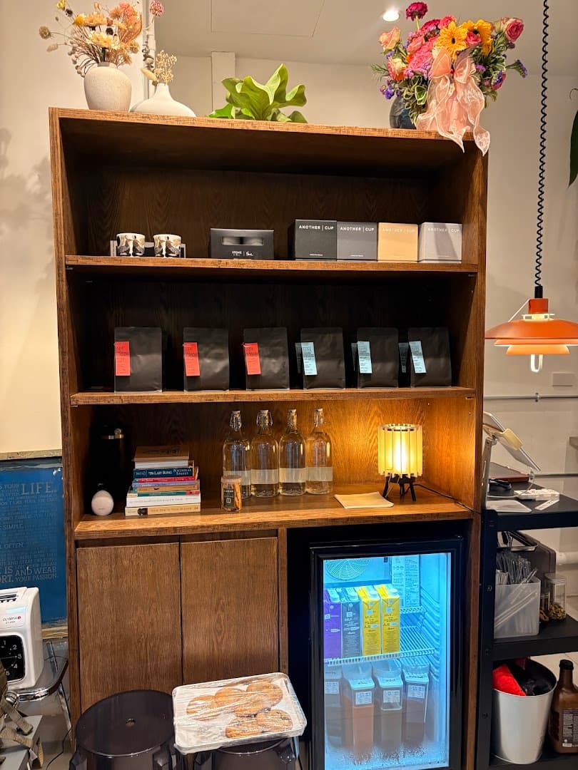 LEECO COFFEE - specialty coffee shop in Bangkok