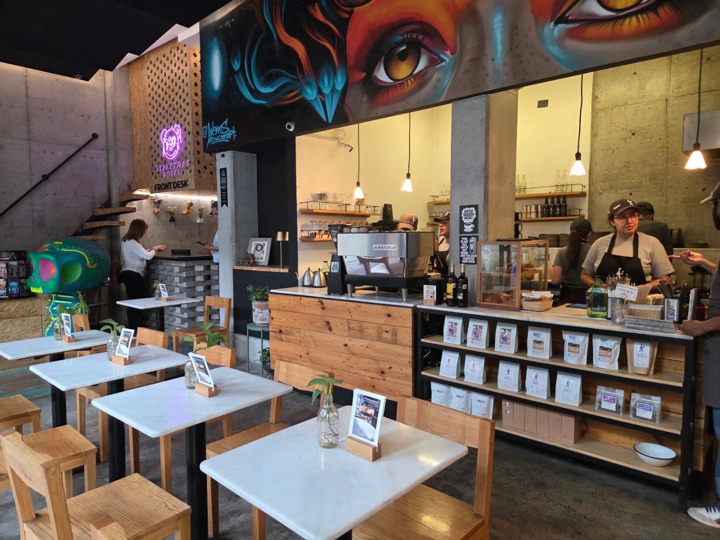 Camino a Comala: Café de Especialidad - specialty coffee shop in Mexico City