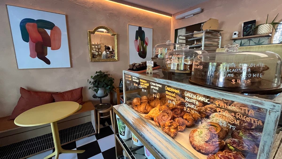 Annabelle's specialty coffee shop in Vancouver - photo 4