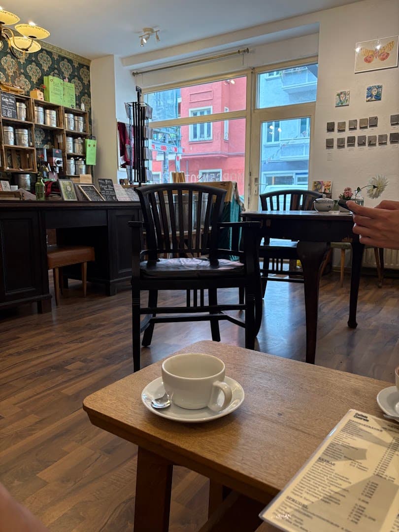 CoffeinCentrale, Kaffee-und Kunsthaus, Rösterei - specialty coffee shop in Bezirk Friedrichshain-Kreuzberg