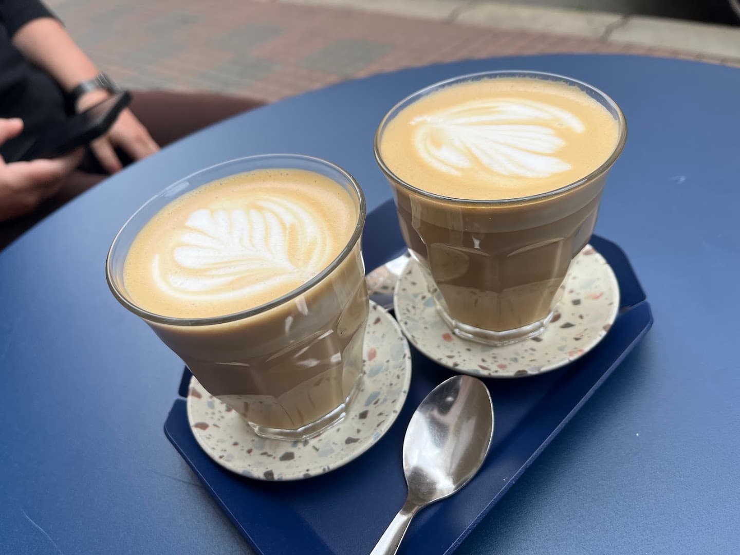 Coffee at kaš-mi-daš - papírnictví a kavárna, specialty coffee shop in Prague
