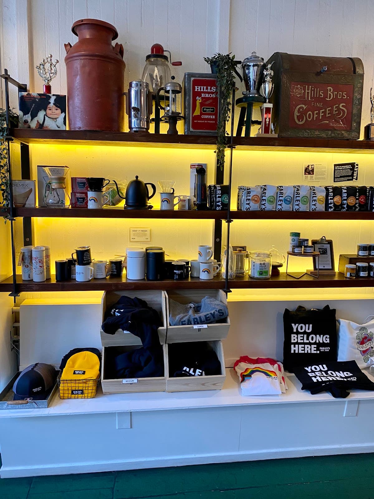 Farley's Coffeehouse specialty coffee shop in San Francisco - photo 5