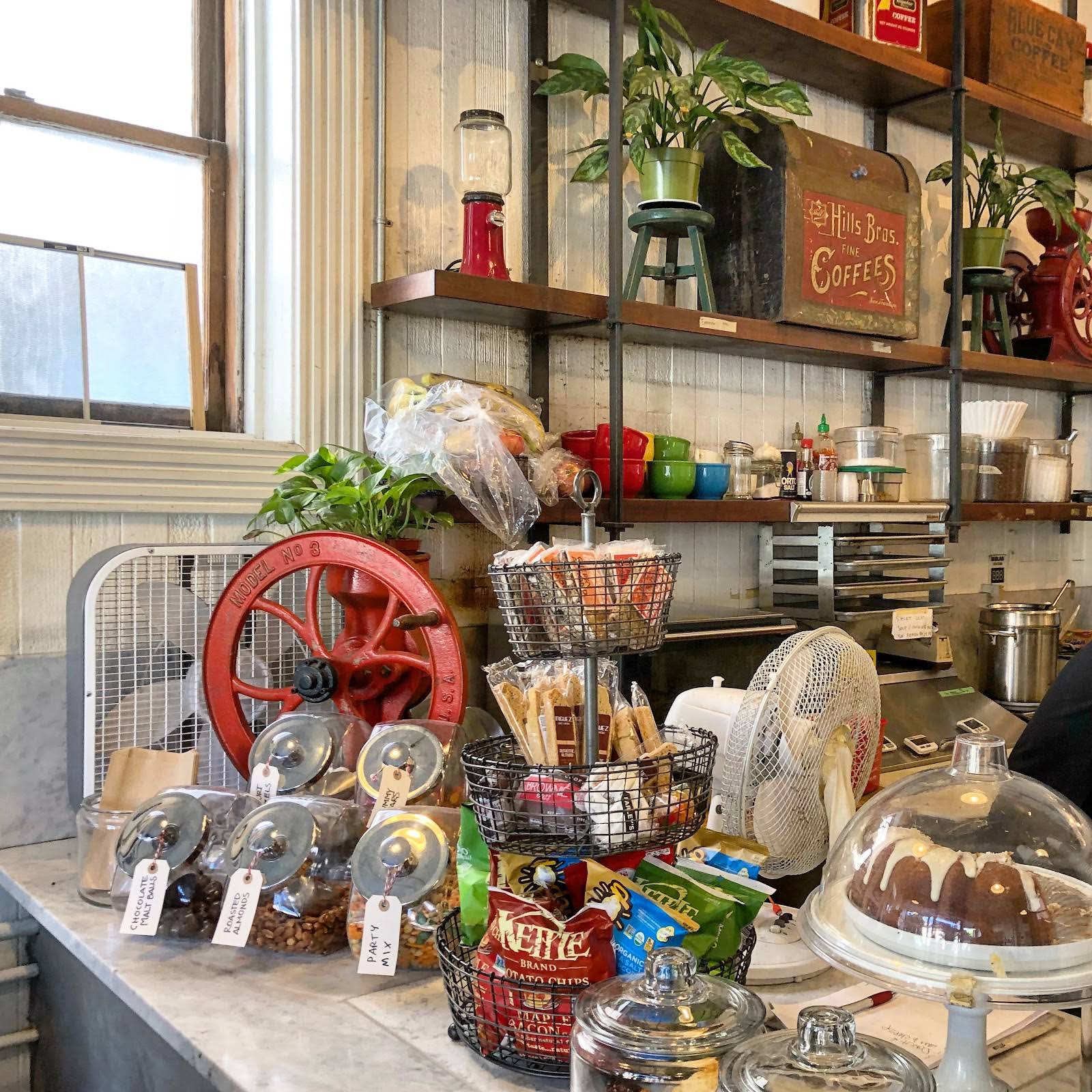 Farley's Coffeehouse specialty coffee shop in San Francisco - photo 7