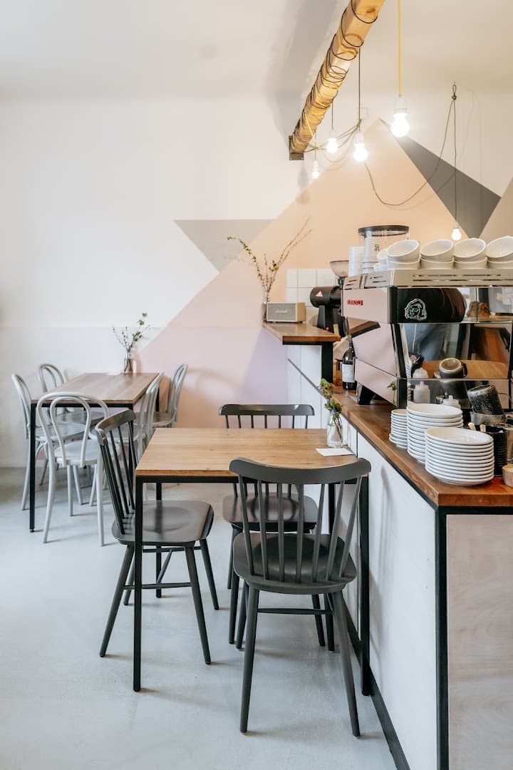 Café Jen - specialty coffee shop in Prague