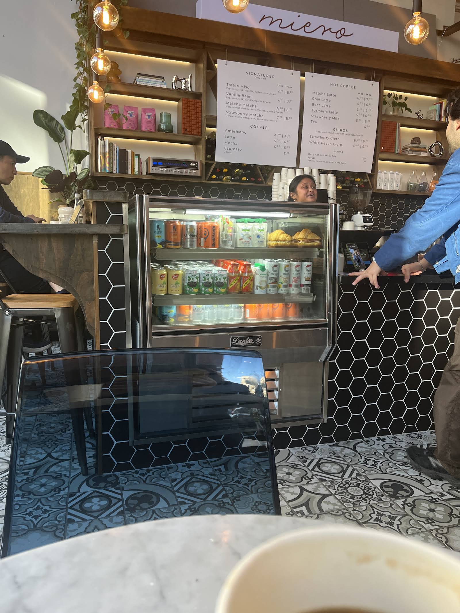 Miero Coffee Bar specialty coffee shop in Seattle - photo 8