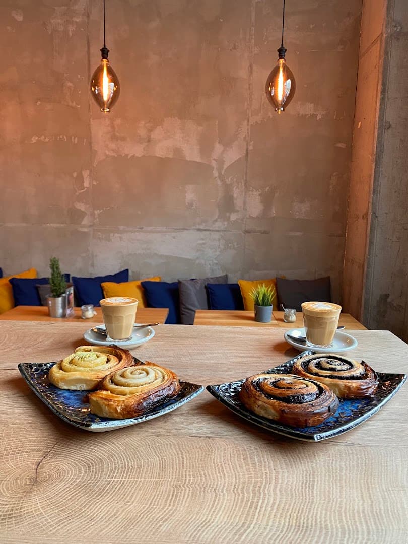 Tamp & Pull Espresso Bar Nordic Light - specialty coffee shop in Budapest