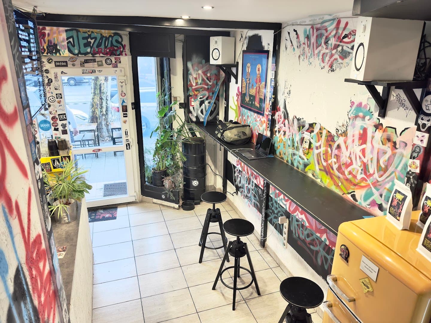 Wömbat Bagel - specialty coffee shop in Budapest