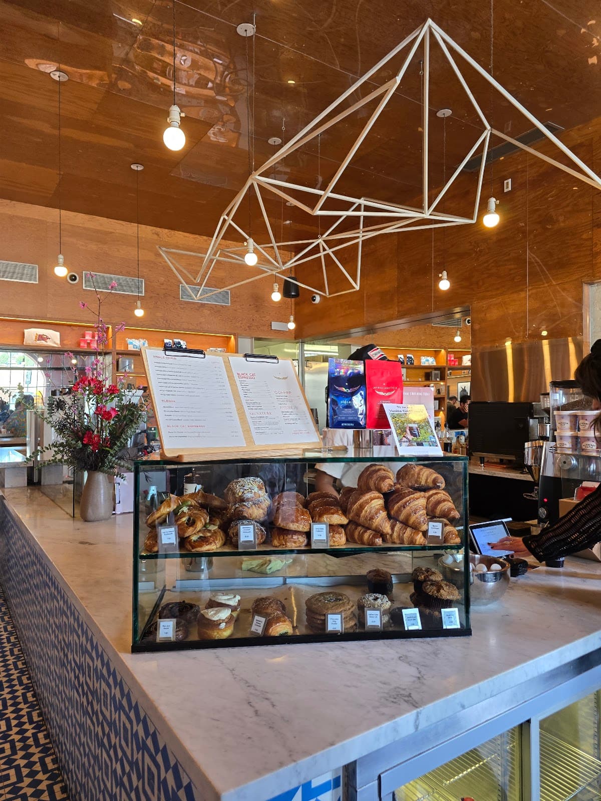 Intelligentsia Coffee Silver Lake Coffeebar - specialty coffee shop in Los Angeles