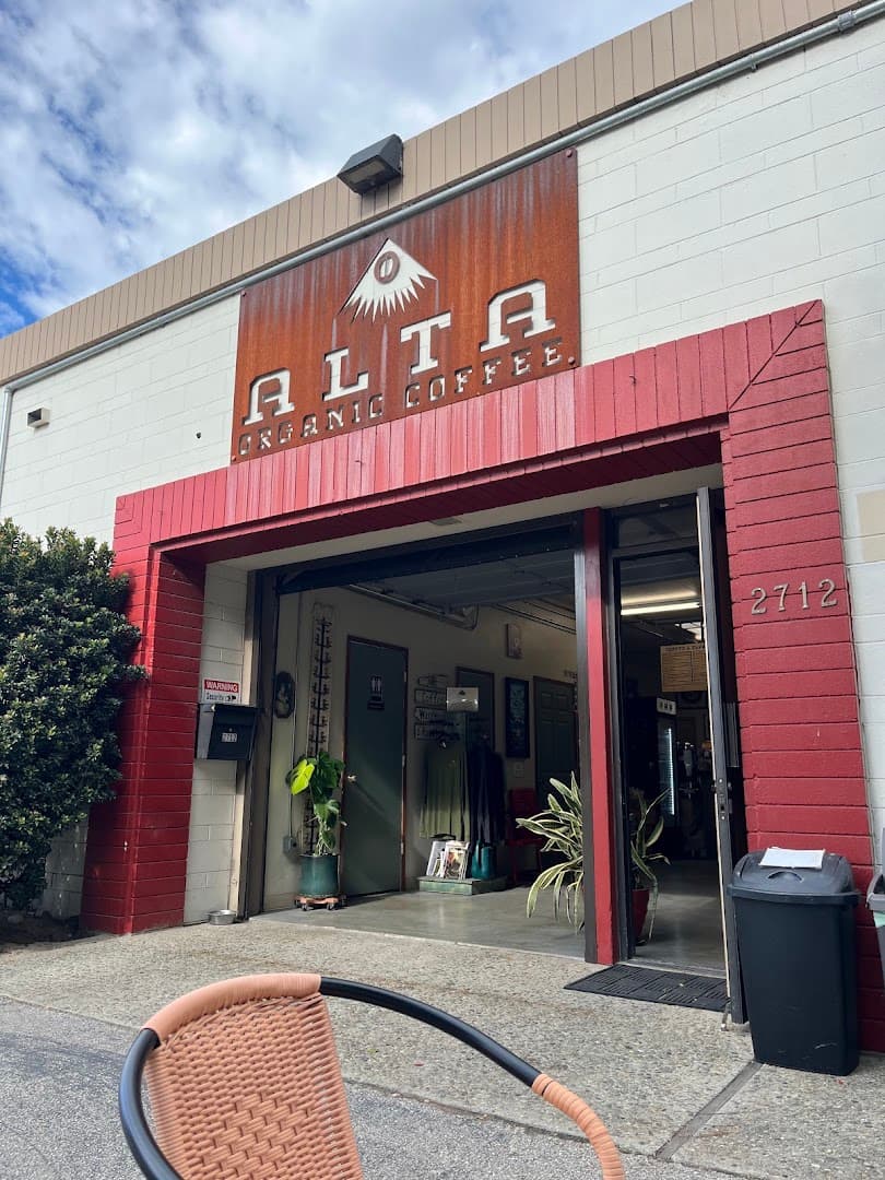 Alta Organic Coffee Warehouse & Roasting Co. - specialty coffee shop in Santa Cruz