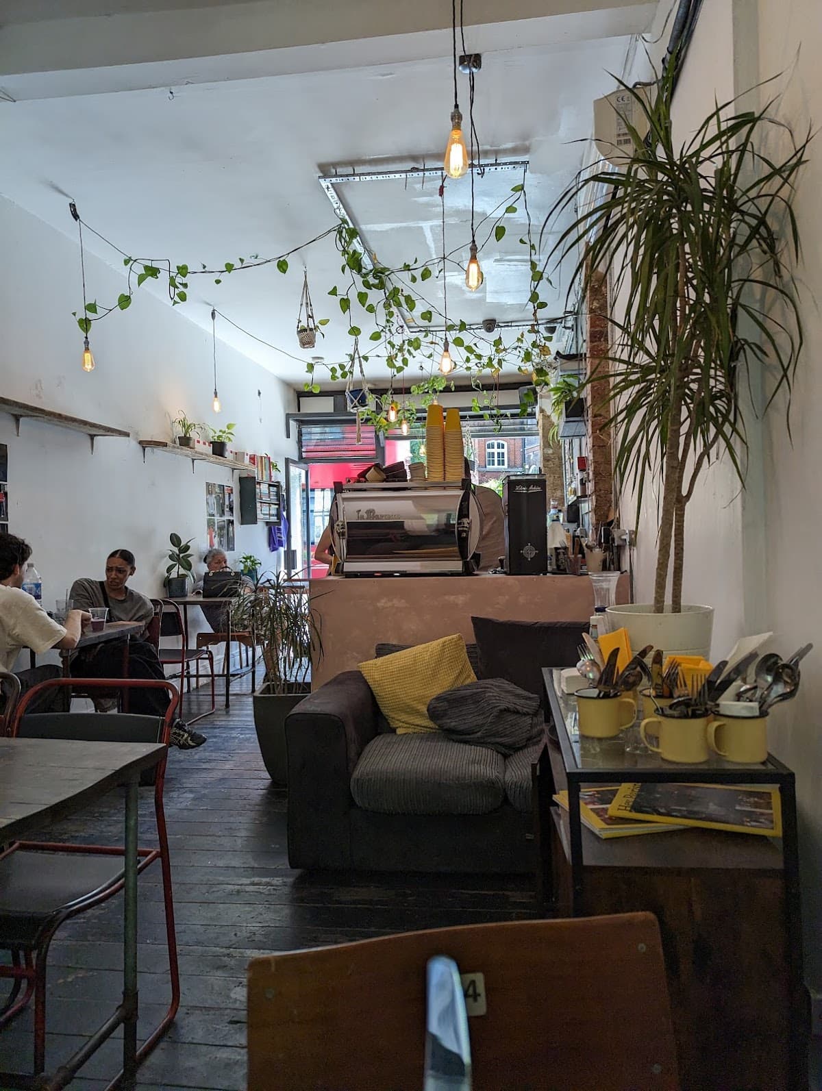 Yellow Warbler - specialty coffee shop in Stoke Newington