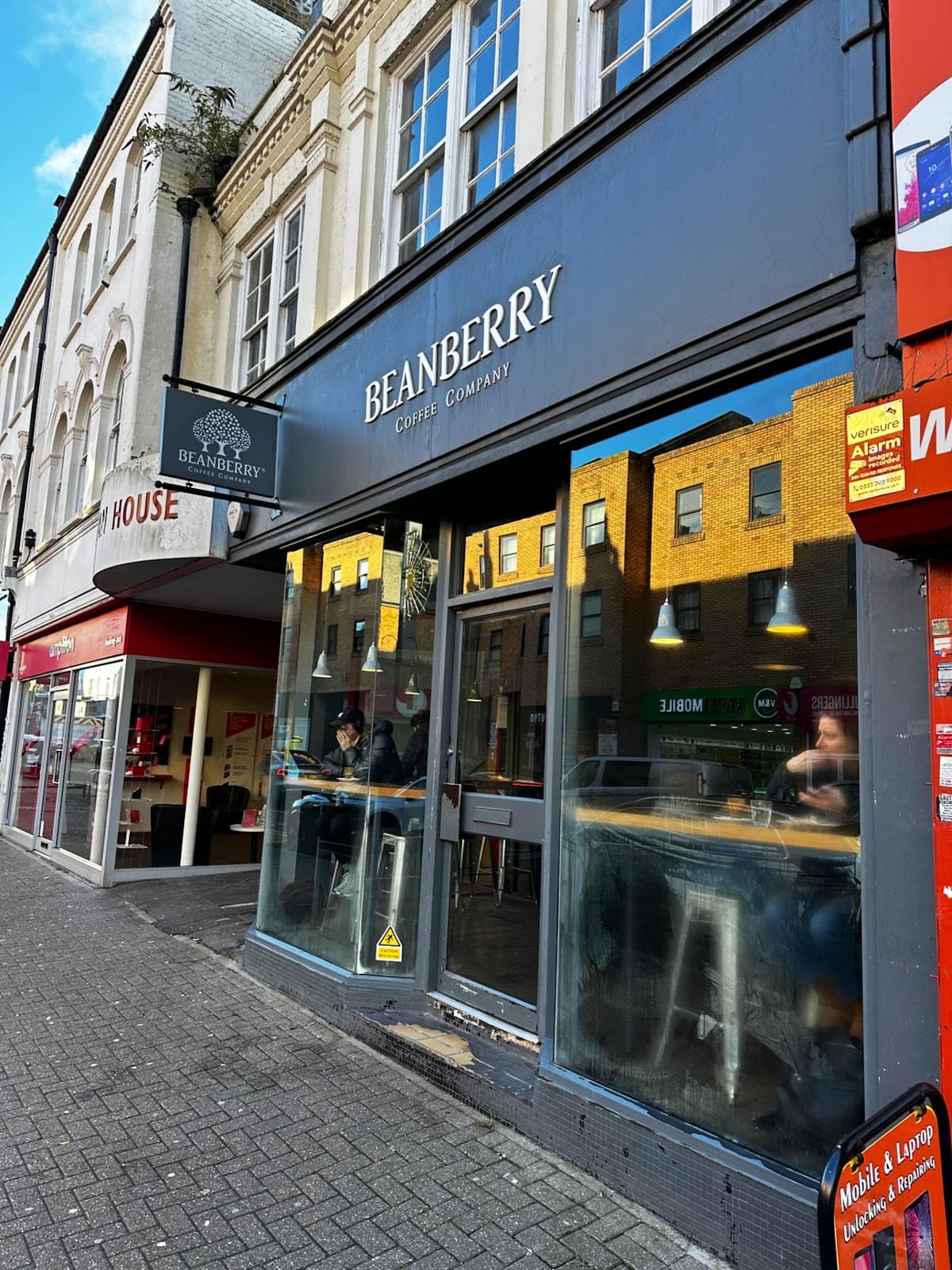 Beanberry Coffee Company - specialty coffee shop in Kingston upon Thames