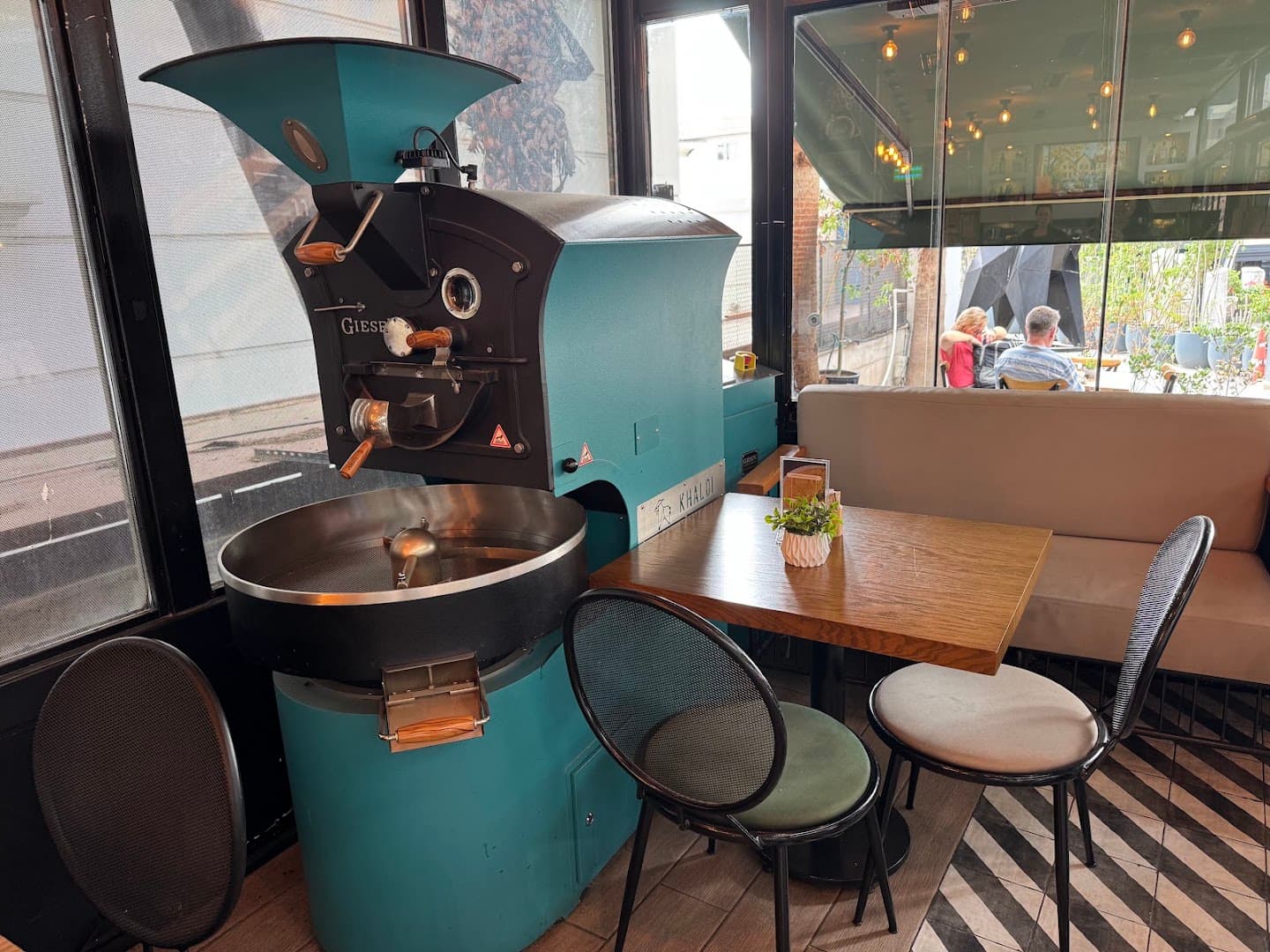 Khaldi Coffee specialty coffee shop in Istanbul - photo 1