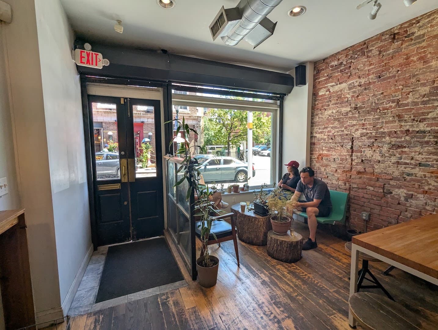 Menagerie Coffee - specialty coffee shop in Philadelphia