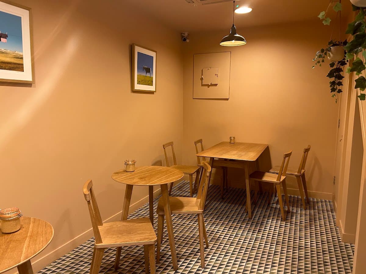 Nkora Coffee - Mayfair specialty coffee shop in London - photo 6