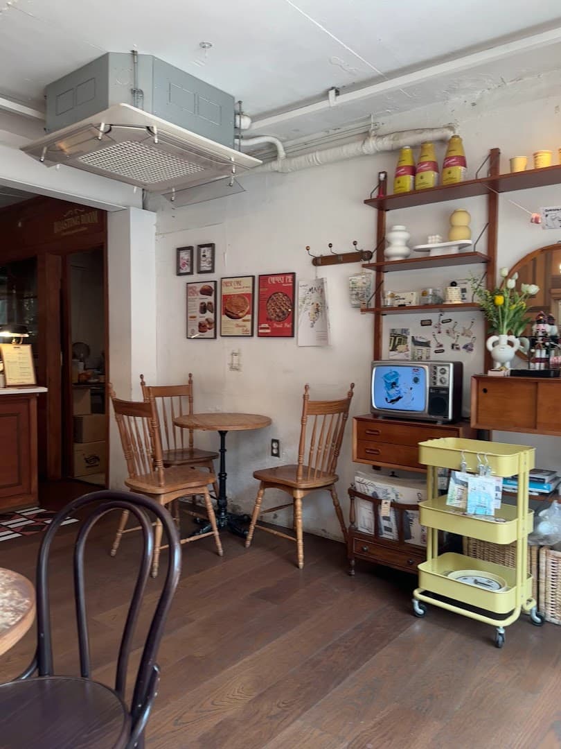 Malic coffee - specialty coffee shop in Seoul