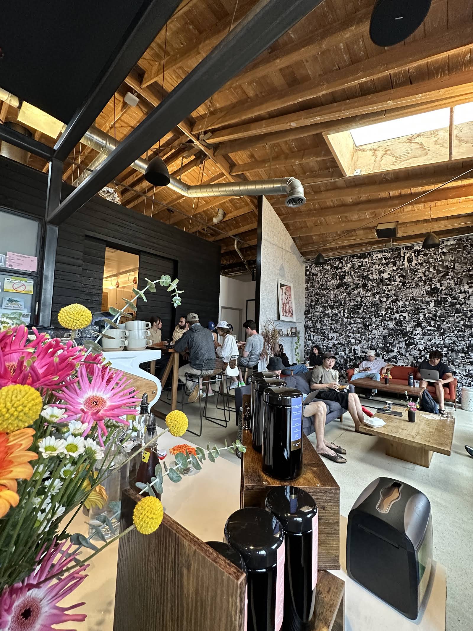 goodboybob coffee roasters specialty coffee shop in Los Angeles - photo 9