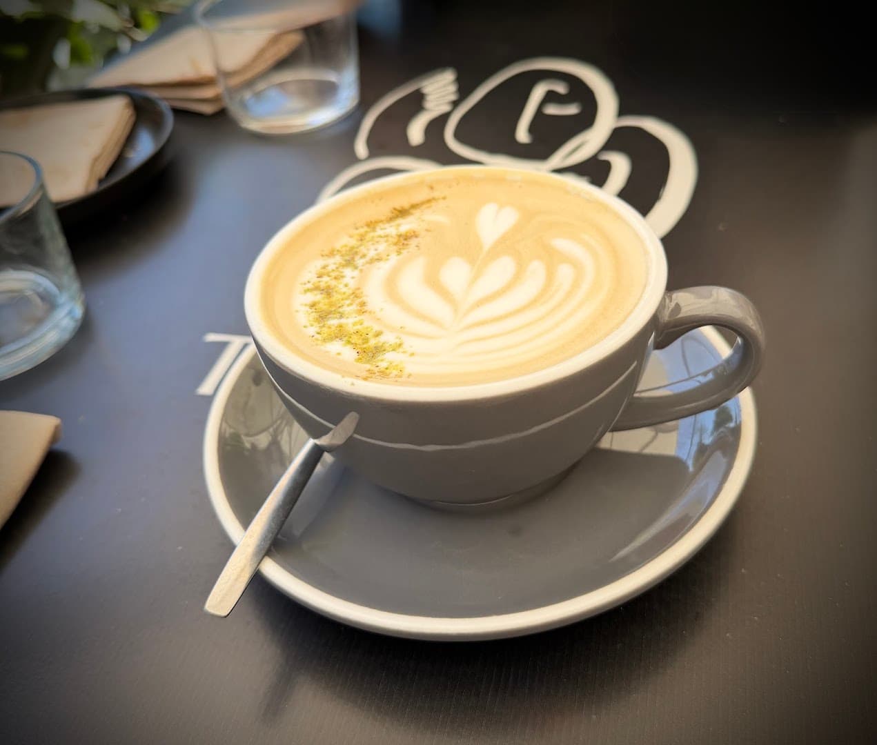 The Folks Belém - specialty coffee shop in Lisbon
