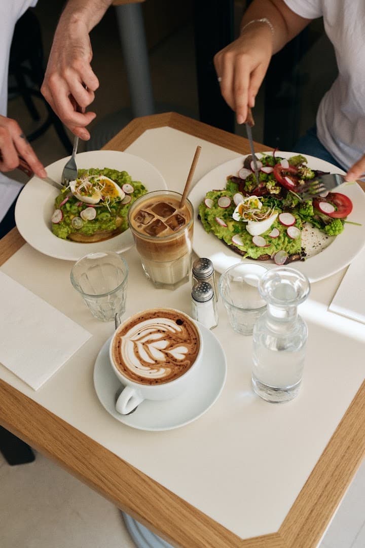 Café Dose • Faubourg St Denis - specialty coffee shop in Paris