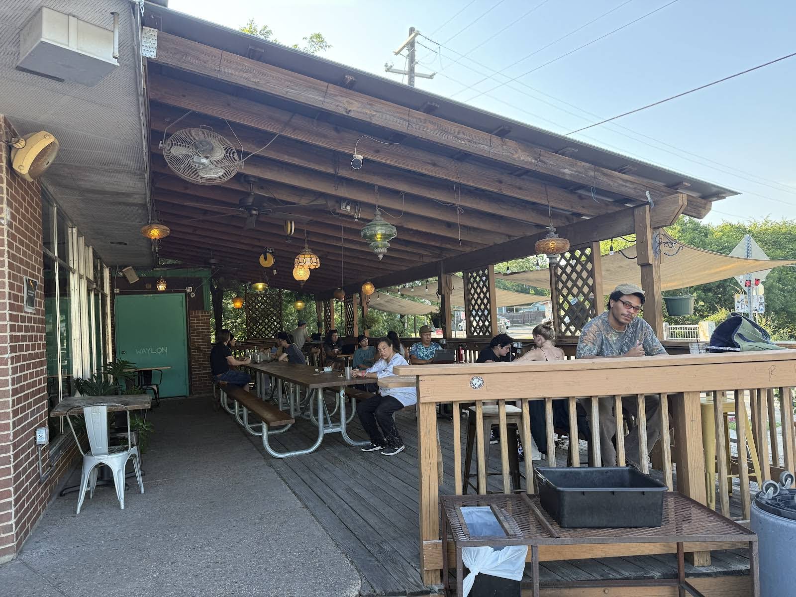 Epoch Coffee - specialty coffee shop in North Loop