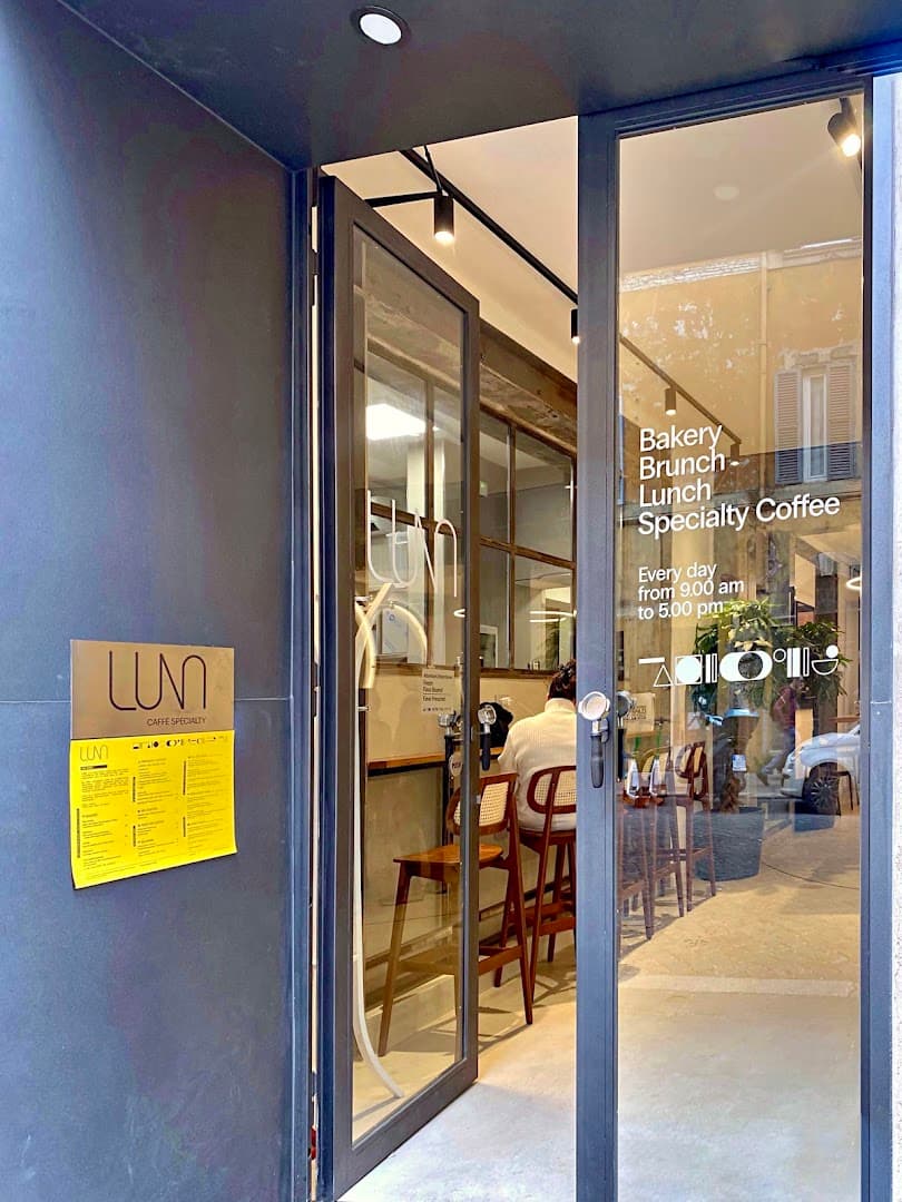 Storefront of LUNA by Faro - Caffè Specialty, specialty coffee shop in Rome