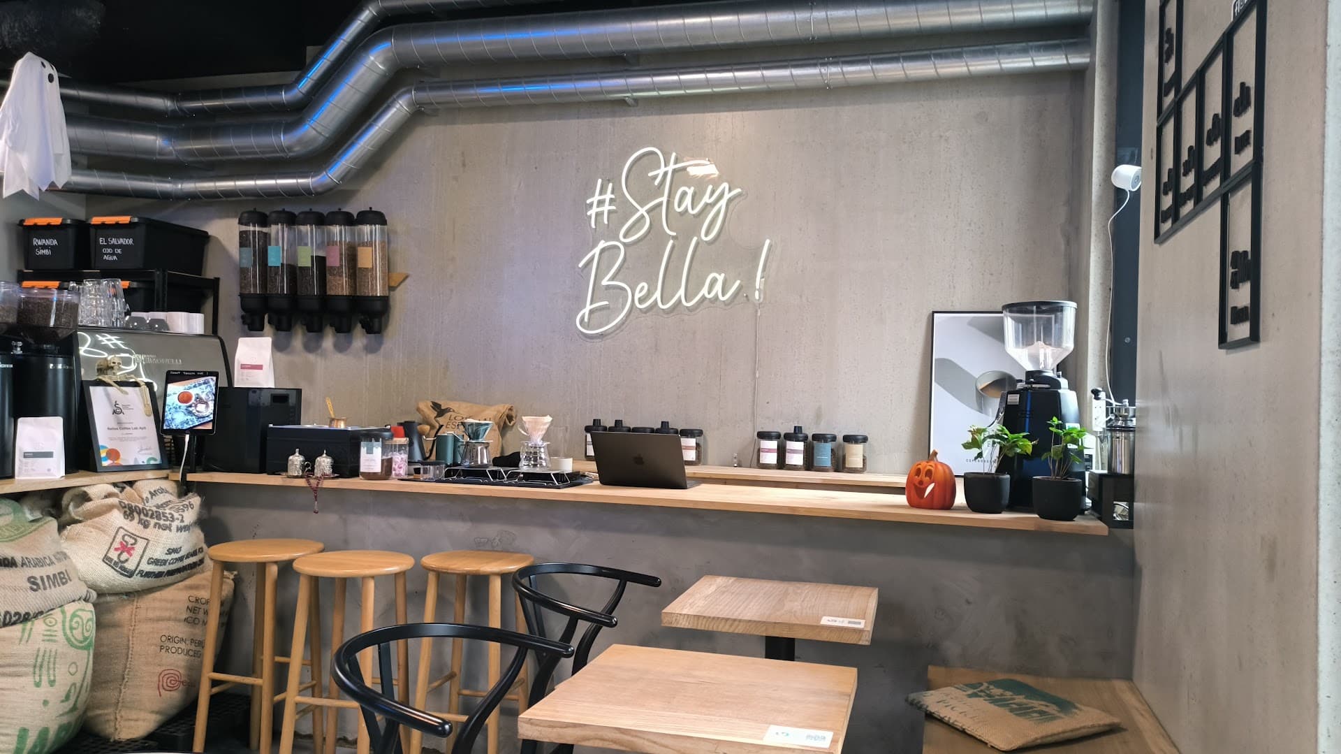 Bellas Coffee Lab Roastery - specialty coffee shop in Copenhagen