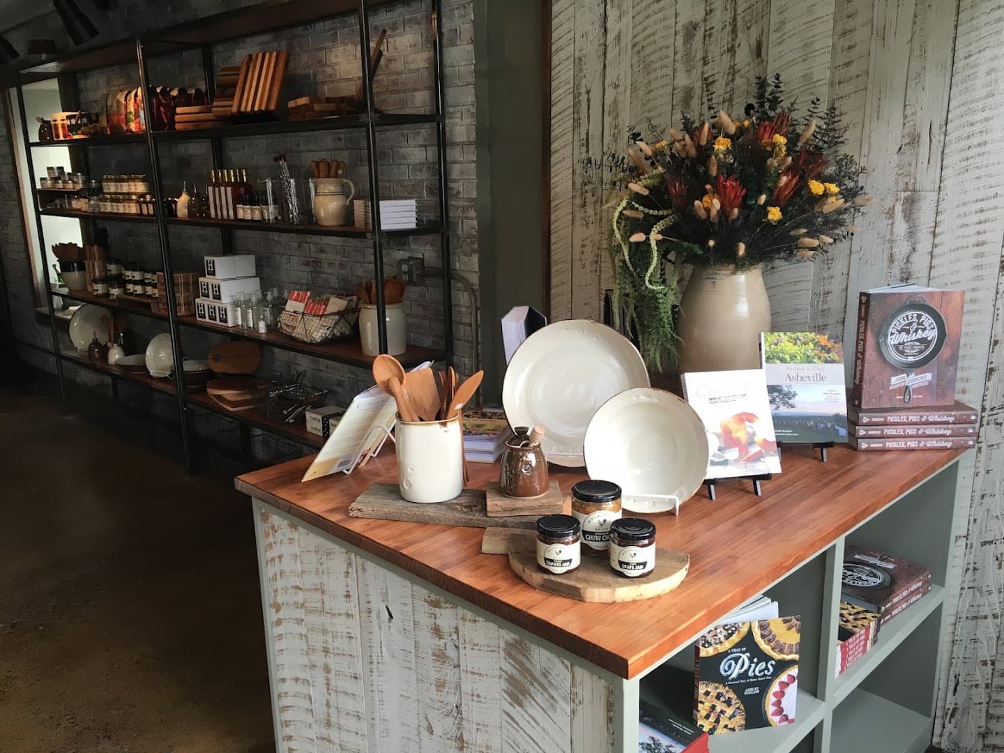 The Rhu specialty coffee shop in Asheville - photo 6
