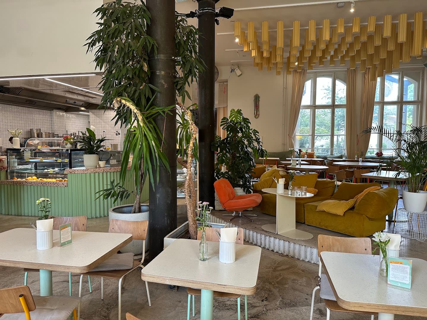 Blumental - specialty coffee shop in Berlin