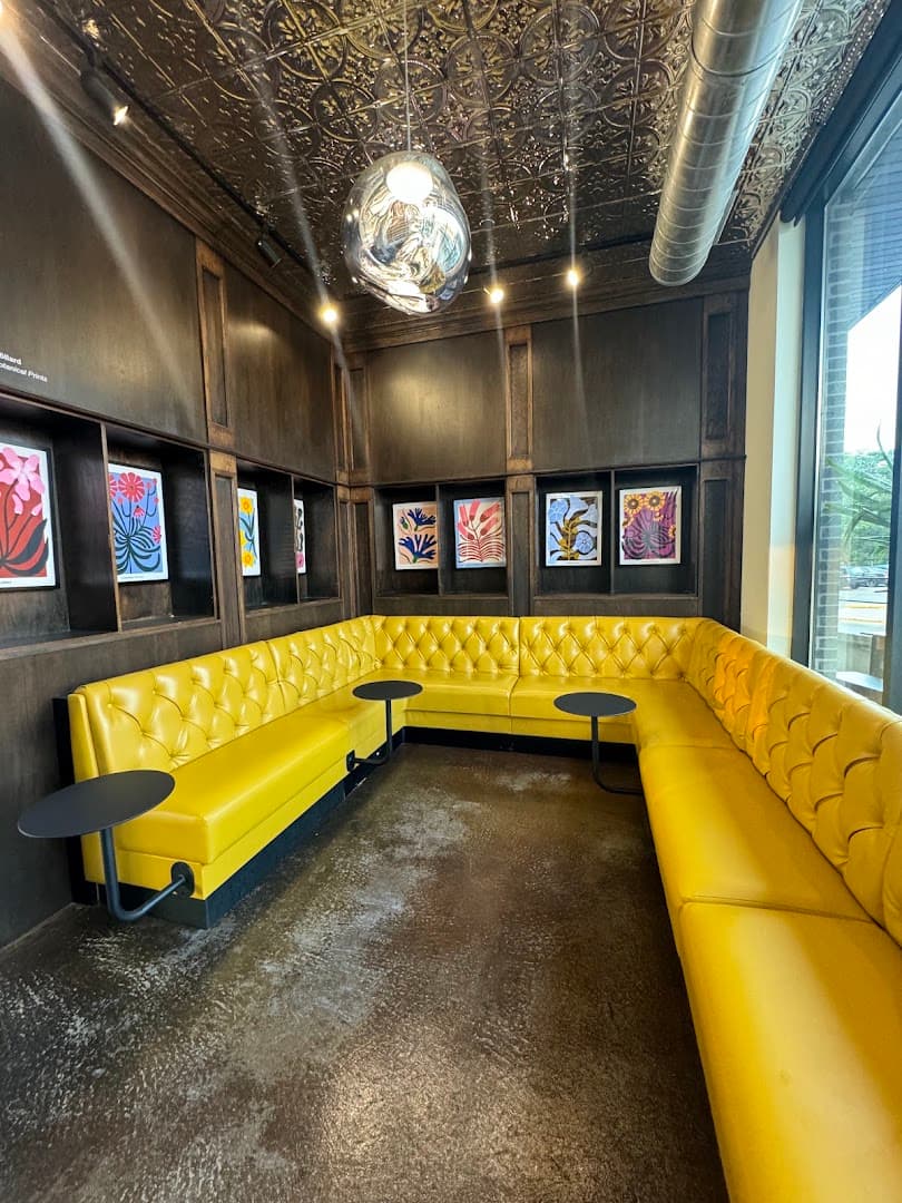 Dogwood Coffee - St. Paul - specialty coffee shop in Minneapolis