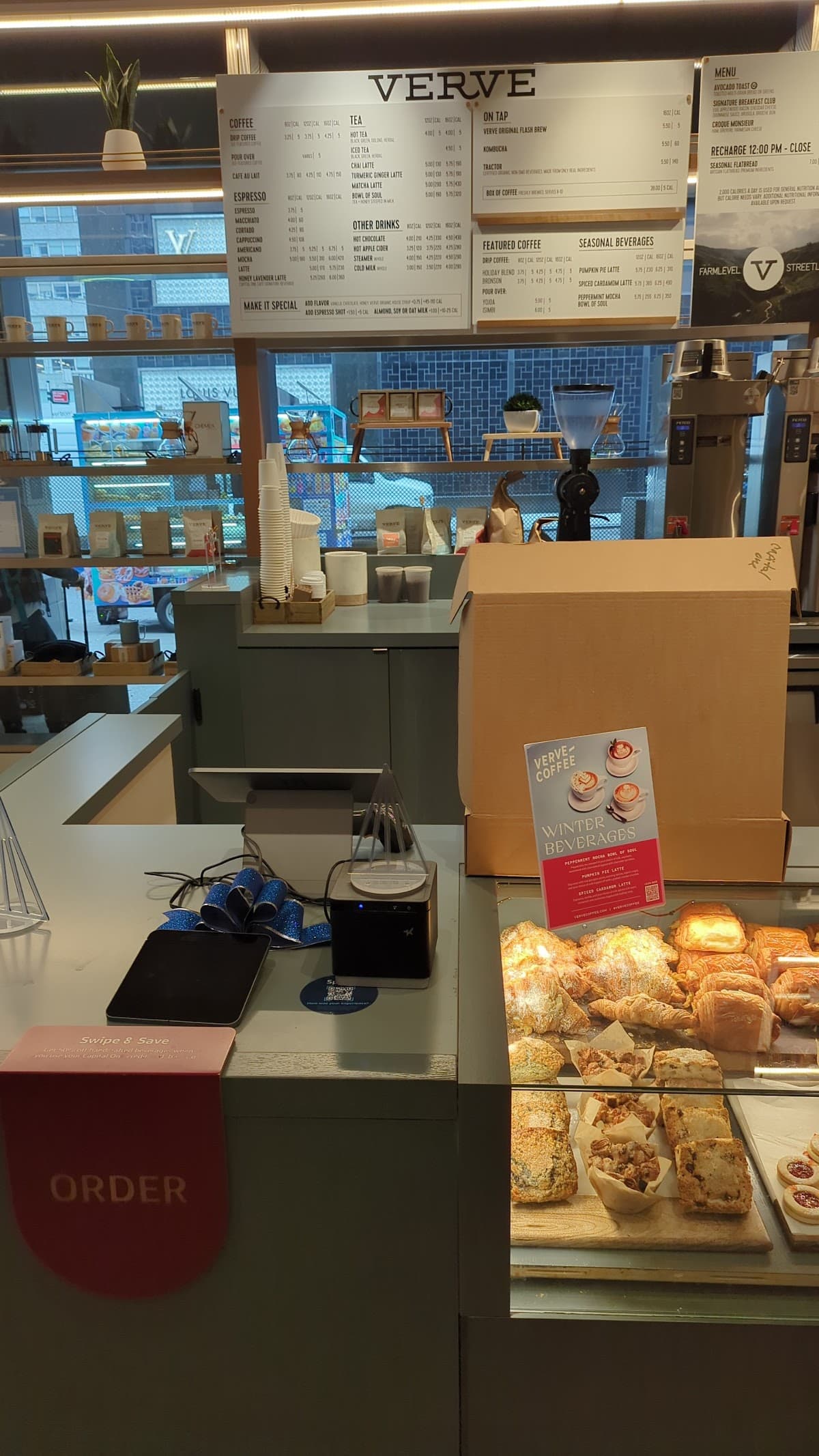 Verve Coffee (Capital One Café) specialty coffee shop in New York - photo 10