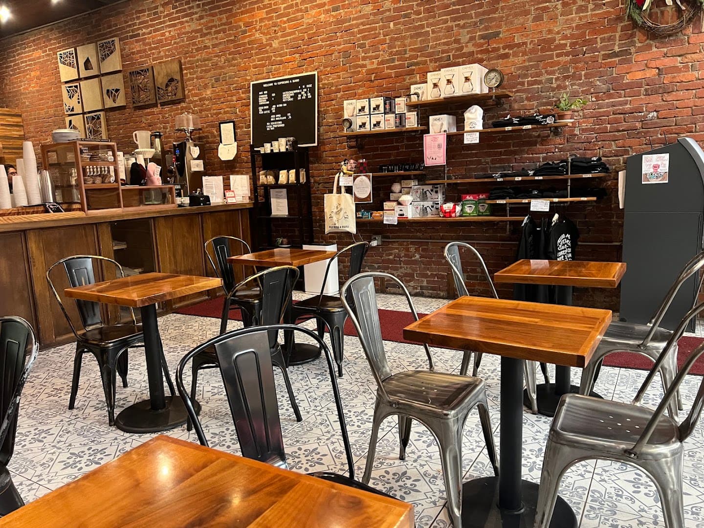 Espresso A Mano - specialty coffee shop in Pittsburgh