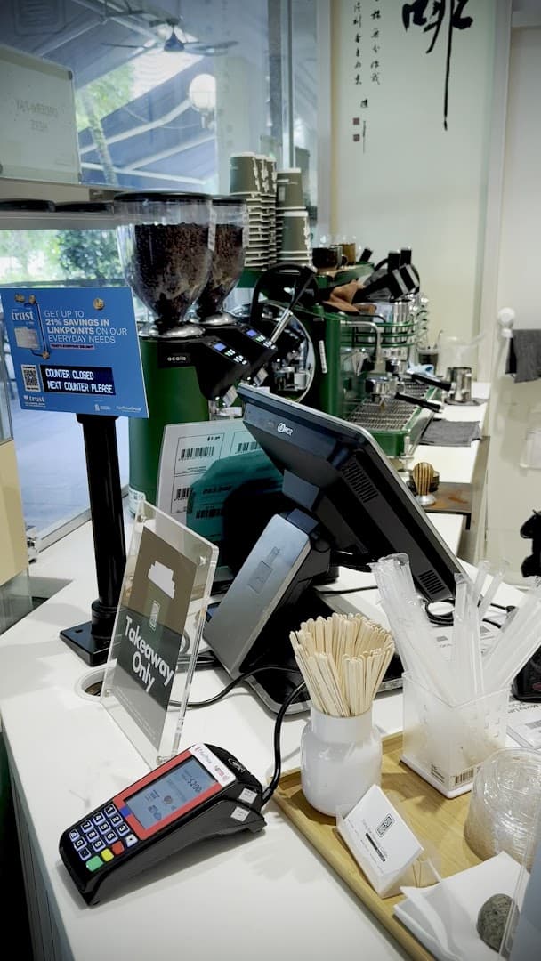 Tiong Hoe Specialty Coffee (Balmoral Plaza) - specialty coffee shop in Singapore
