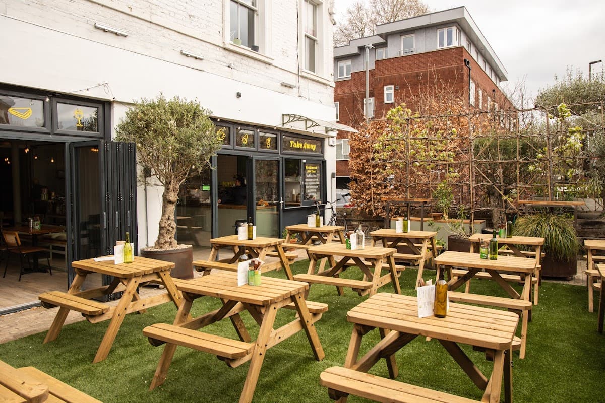 Brickwood Coffee & Bread - specialty coffee shop in London